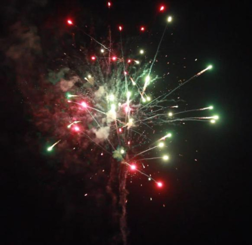 Фейерверк Р7750 Мустанг (1,25 х 25 залпов) Русская пиротехника