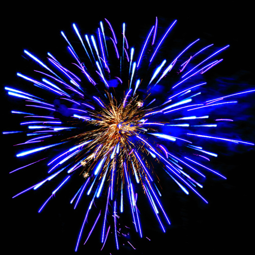 Фейерверк РС6650 Мандариновое настроение 0,9х100 залпов. Русская пиротехника