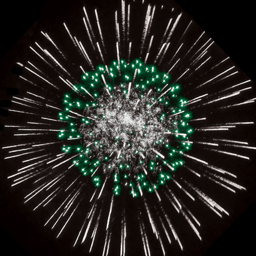 Фейерверк РС9750 Взятие Берлина 2,75 х 49 залпов КРУПНЫЙ КАЛИБР