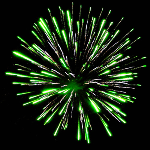 Салют РС7520 Волшебная ночь: (1 х 100 залпов) Русская пиротехника