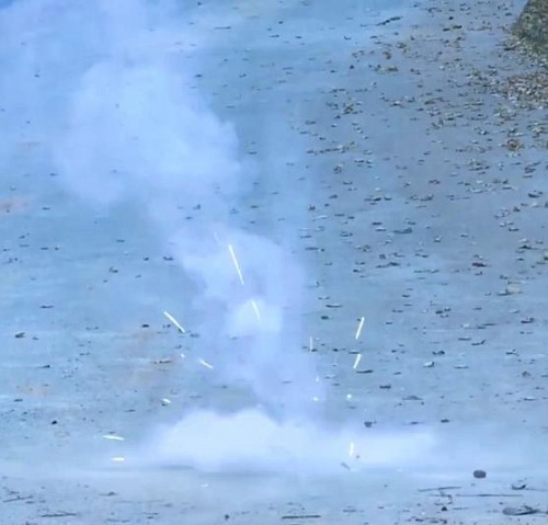 Петарды Р1032 Вспыш (1 уп.*6 шт) Стробы + бах Русский фейерверк