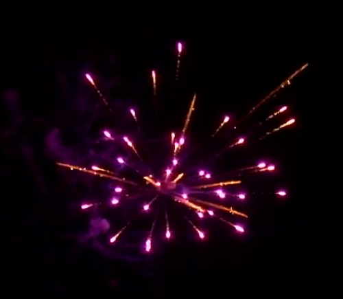 Фейерверк Р7485 Золотые Бубенцы: НОВЫЙ ЭФФЕКТ 1 х 20 залпов