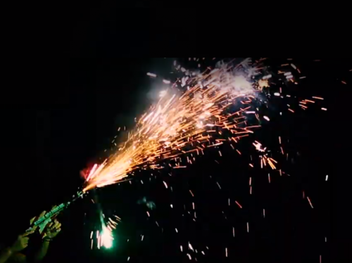 Фонтан Р4290 АК-47 Автомат (держится в руке) Русский фейерверк