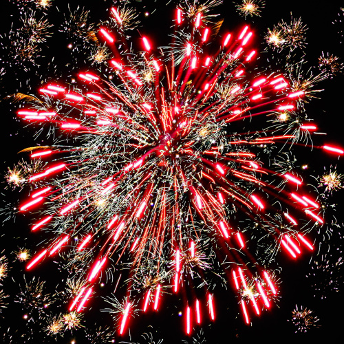 Фейерверк РС6310 Ритм жизни (0,8 х 16 залпов) Русская пиротехника