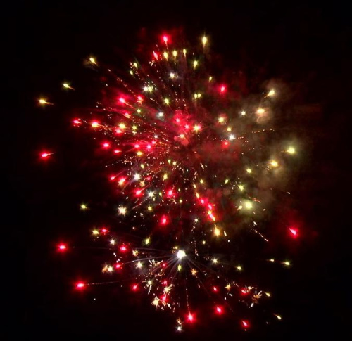 Фейерверк Р7500 Амигос 1,0*36 залпов