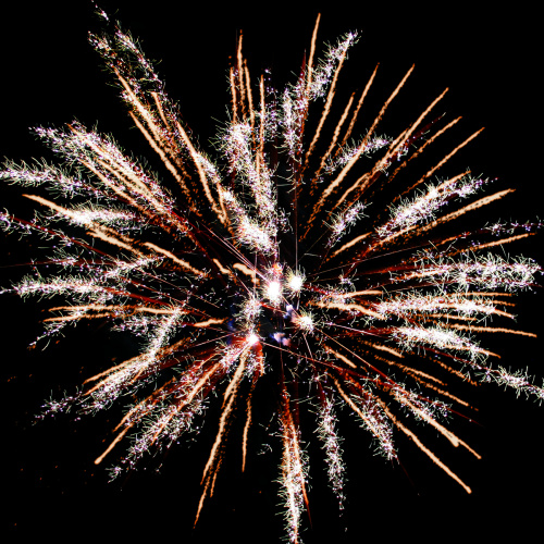 Фейерверк ОС6900 Новогодний Баттл 0,8 х 100 залпов