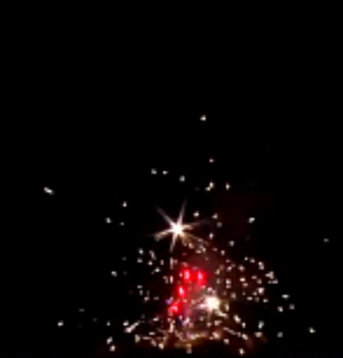 Фейерверк + фонтан Р6780 Торт с сюрпризом: 1 х 9 залпов Фейерверк + фонтан Р6780 Торт с сюрпризом: 1 х 9 залпов