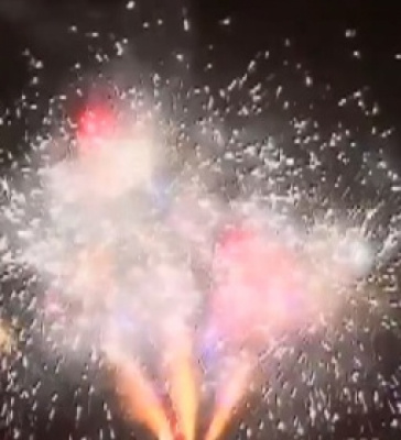 Фейерверк фонтан РС4560 Шапка Мономаха Фейерверк фонтан РС4560 Шапка Мономаха